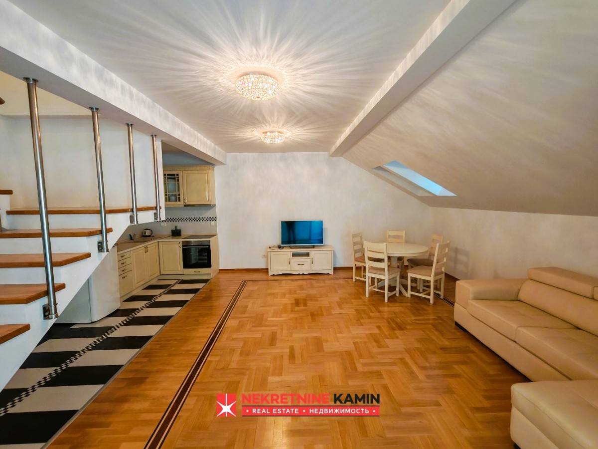 Spacious duplex apartment in a luxury building — Budva, 107 m²